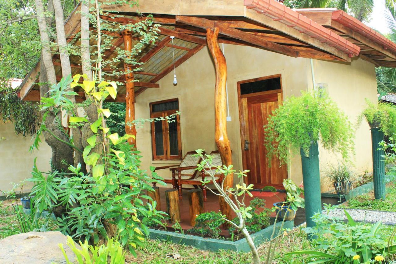 Joshua'S Cottage 시기리야 외부 사진